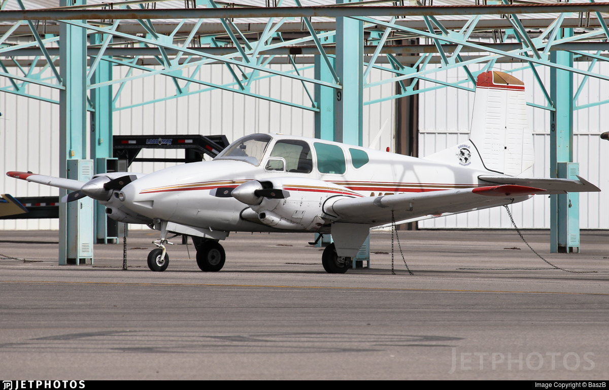 Beechcraft 95 Travel Air 