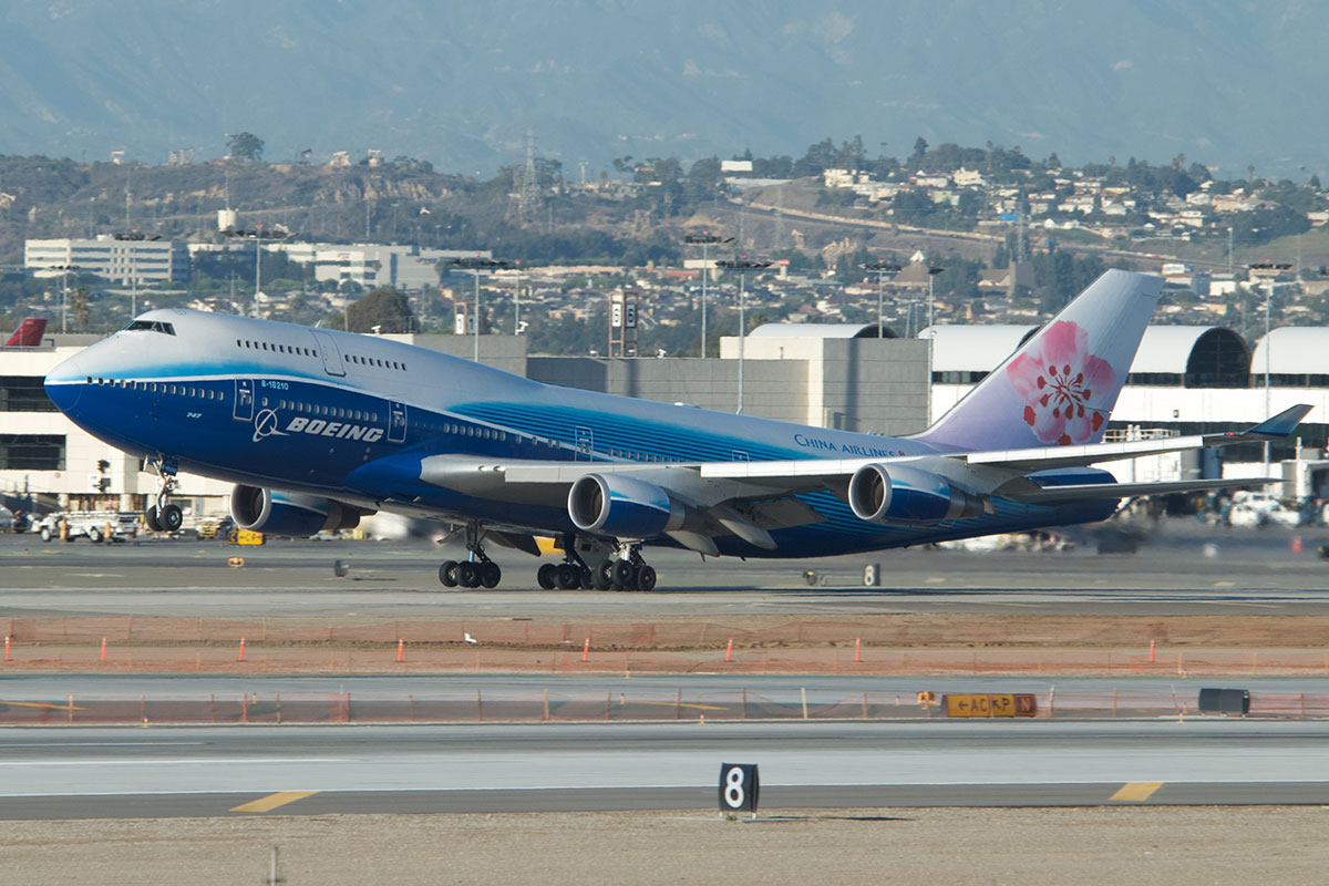 Boeing-747-400